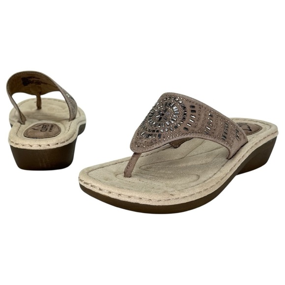 Cliffs by White Mountain Cienna Studded Womens Thong Sandals Size 7.5M - Picture 8 of 11